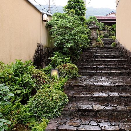 Отель Atamisekitei Annex Sakuragaokasaryo Атами Экстерьер фото