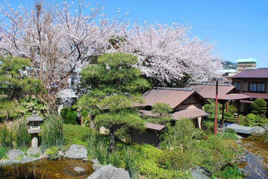Отель Atamisekitei Annex Sakuragaokasaryo Атами Экстерьер фото